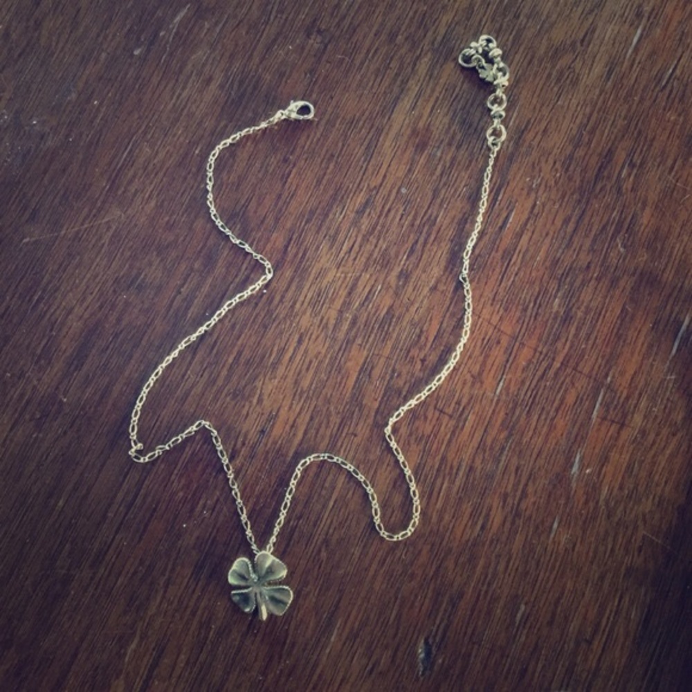 Lucky Brand Gold Clover Necklace - Picture 6 of 8